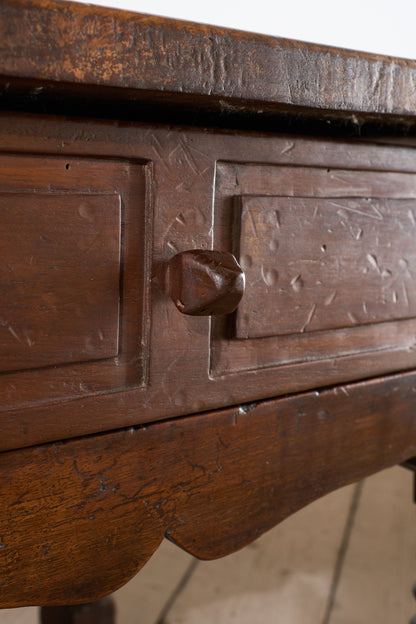 18th century Spanish walnut side table with bobbin legs - TallBoy Interiors