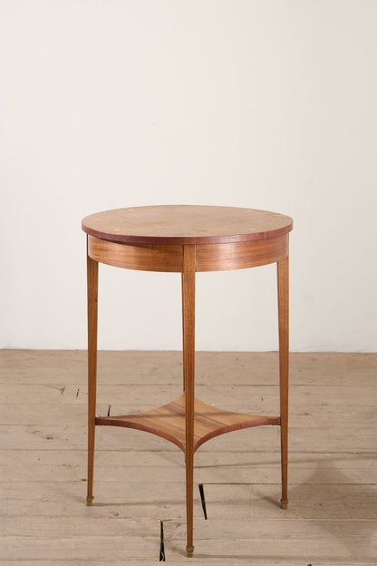 20th century Burr walnut Gueridon table