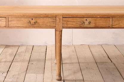 Early 20th century Oak bakers table