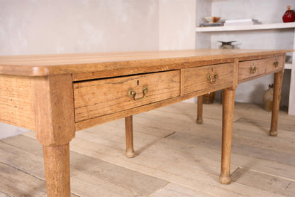 Early 20th century Oak bakers table