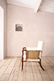 Georgian Neat proportioned mahogany framed armchair