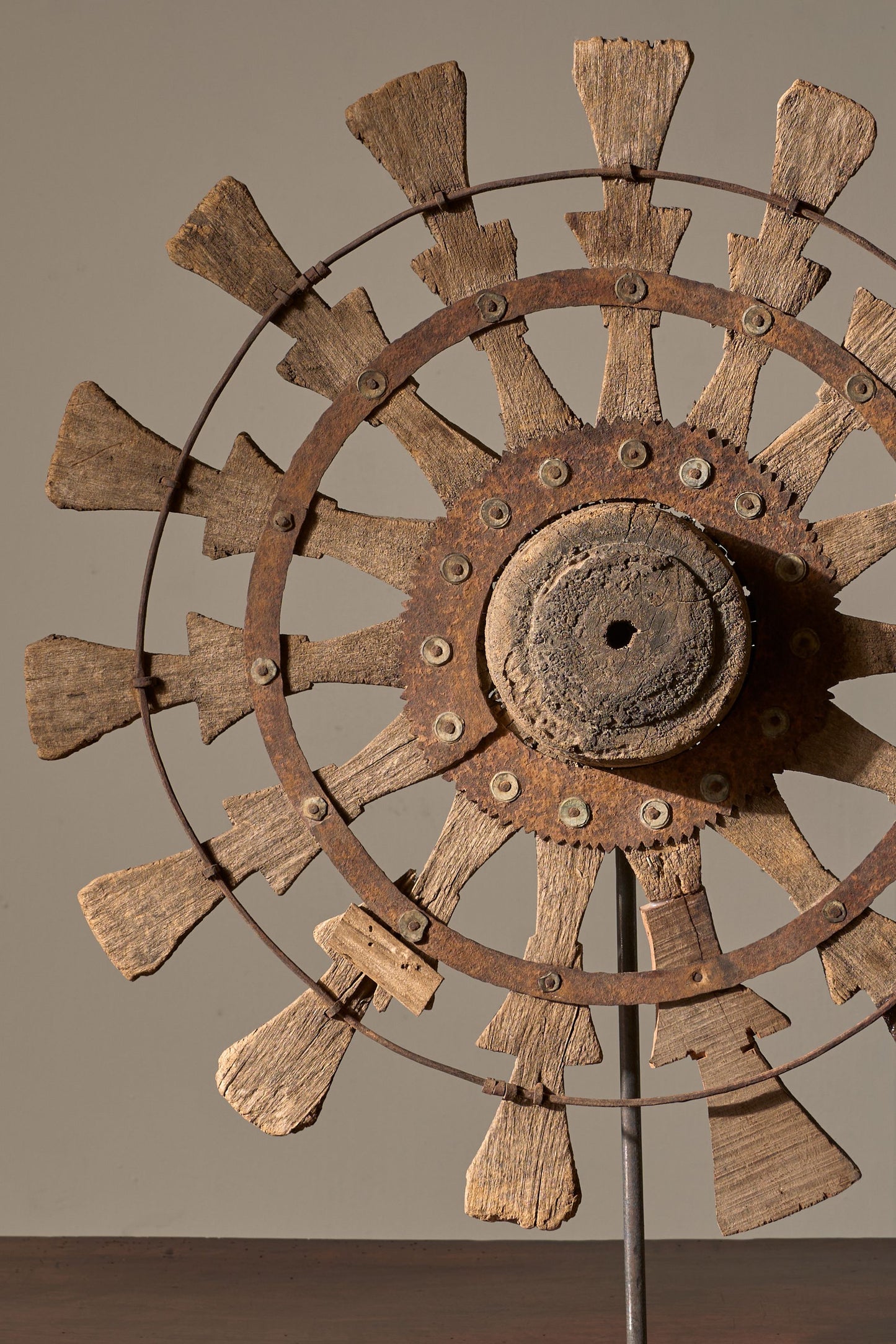 19th century Mounted Indian silk spinning wheel - No1
