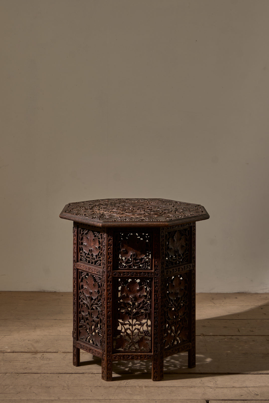 Large 19th century Anglo Indian Padauk side table - Leaf design - TallBoy Interiors