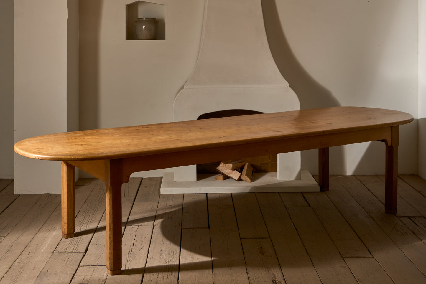3.5m Early 20th century Pine and oak oval dining table