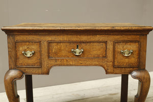 Georgian 18th century Oak lowboy with 3 drawers