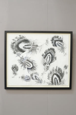 21st century Charcoal and chalk artwork - Feathers 1