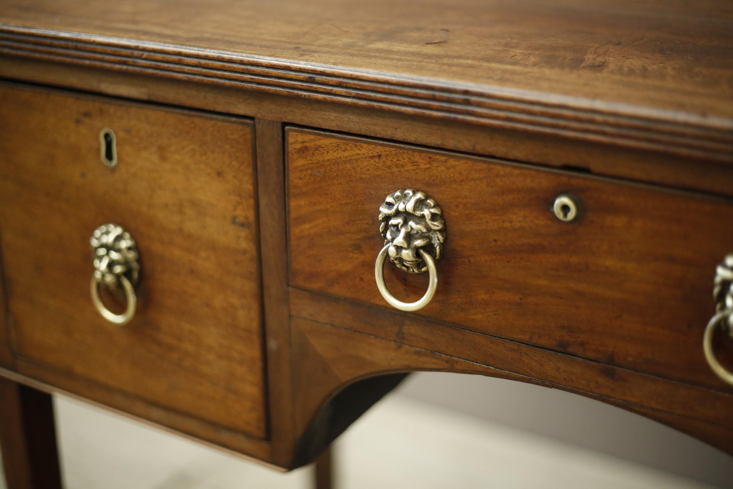 Georgian Regency mahogany reeded writing desk