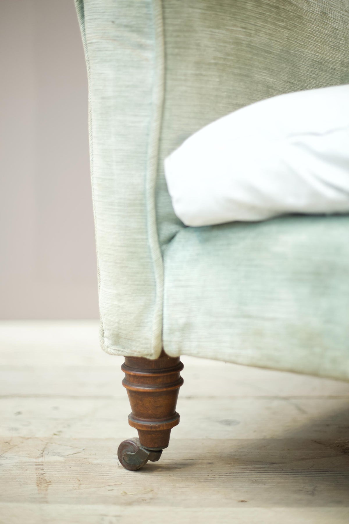 Victorian buttoned back Tub chair by Cornelius V Smith - TallBoy Interiors