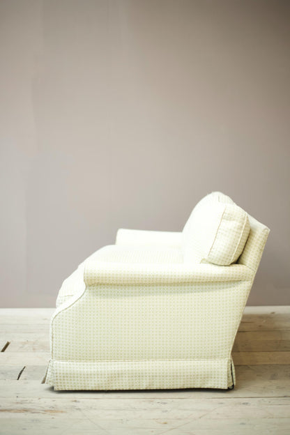 20th century Bespoke 2 seater sofa by Sean Cooper - Skirted