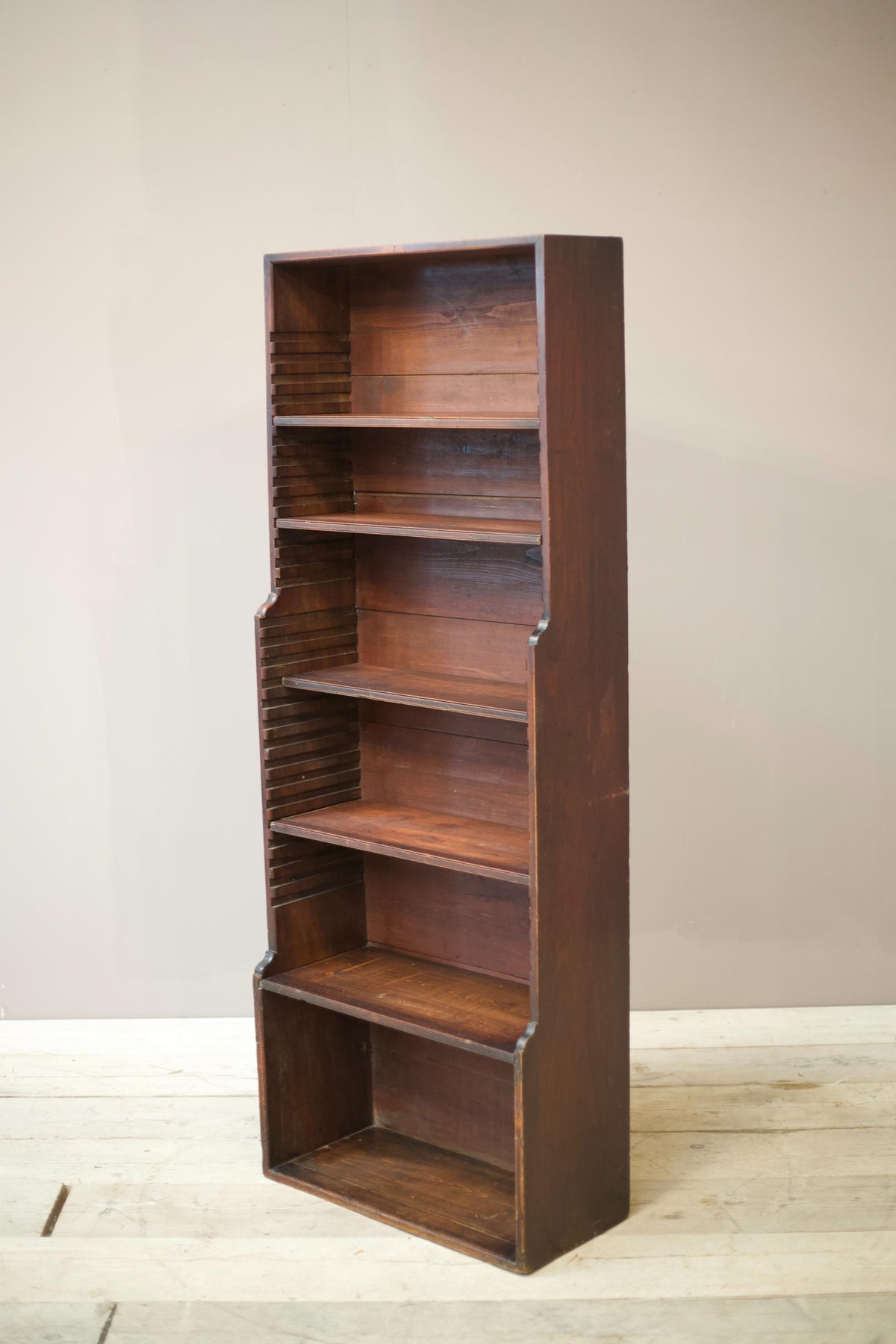 Late 18th century Georgian mahogany open library shelves - TallBoy Interiors