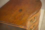 Very Impressive Georgian serpentine fronted chest of drawers - TallBoy Interiors