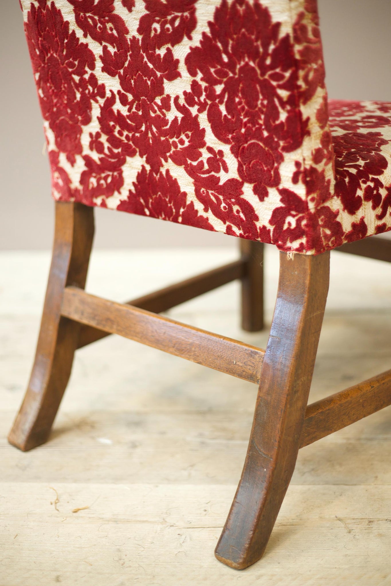 Georgian mahogany slipper chair