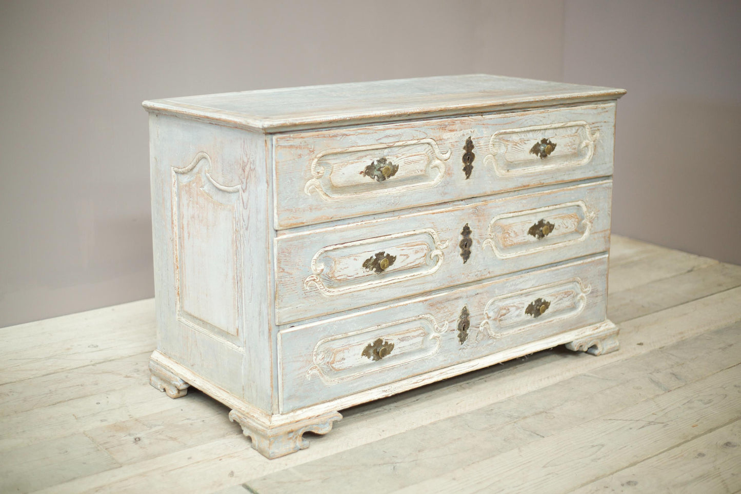 18th century Bavarian painted chest of drawers