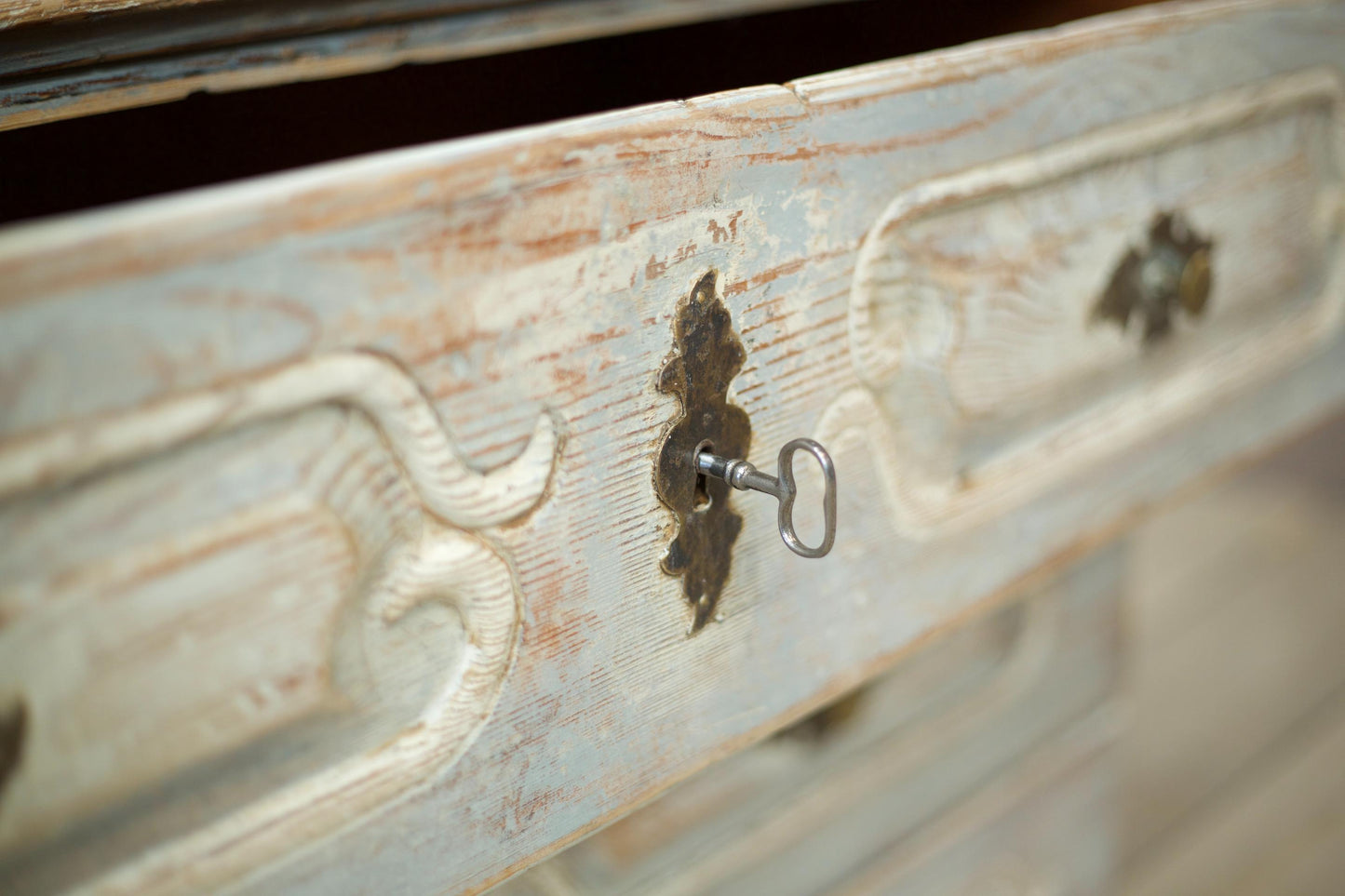 18th century Bavarian painted chest of drawers