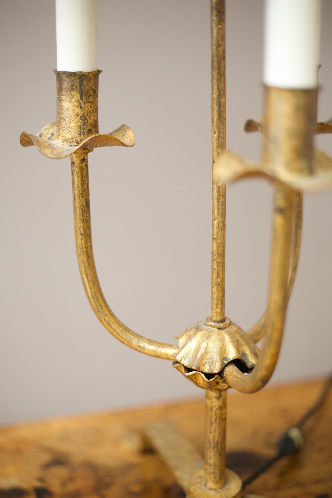 Mid century Spanish gilt metal table lamp