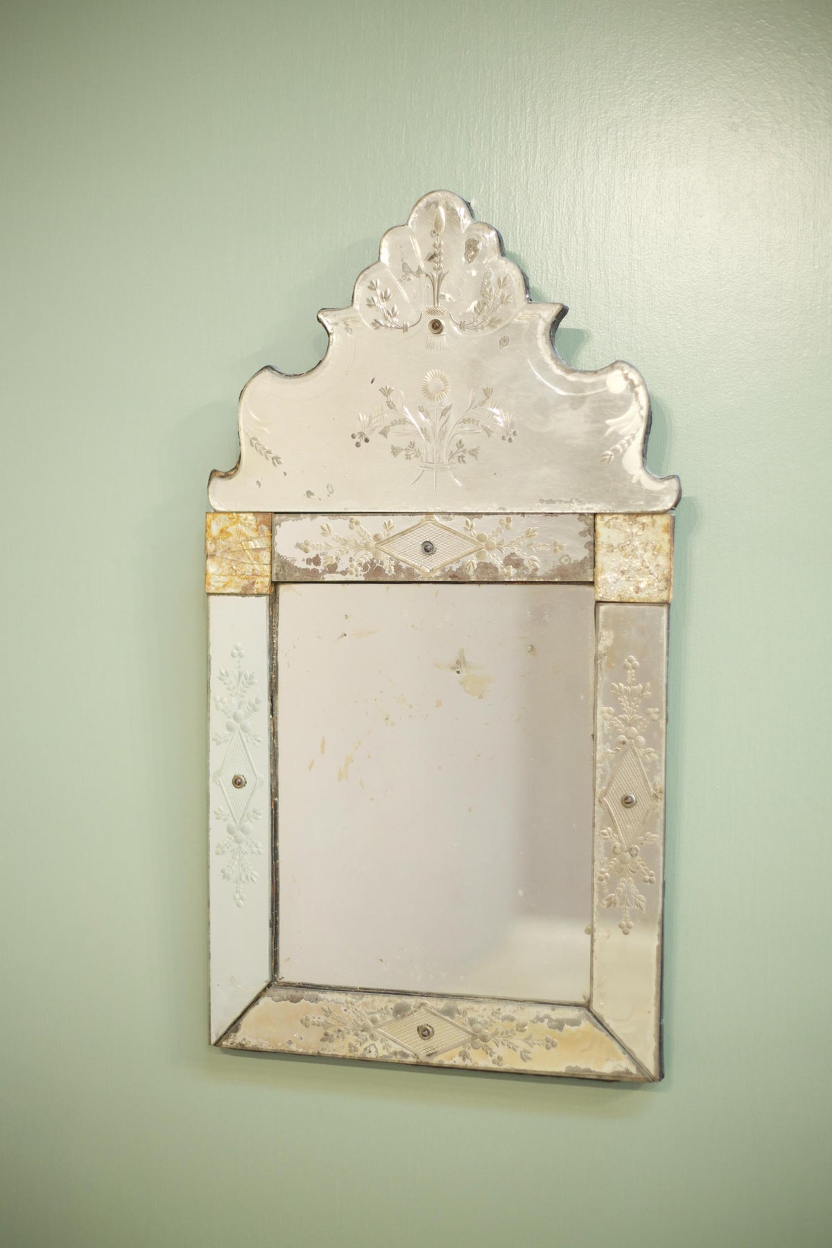 18th century Venetian wall mirror - TallBoy Interiors
