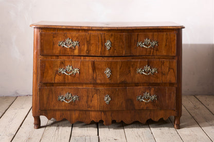 Rare 18th century Maltese Olive wood chest of drawers