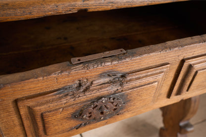 18th century Spanish elm writing table