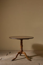 18th Century oak tilt top table - TallBoy Interiors