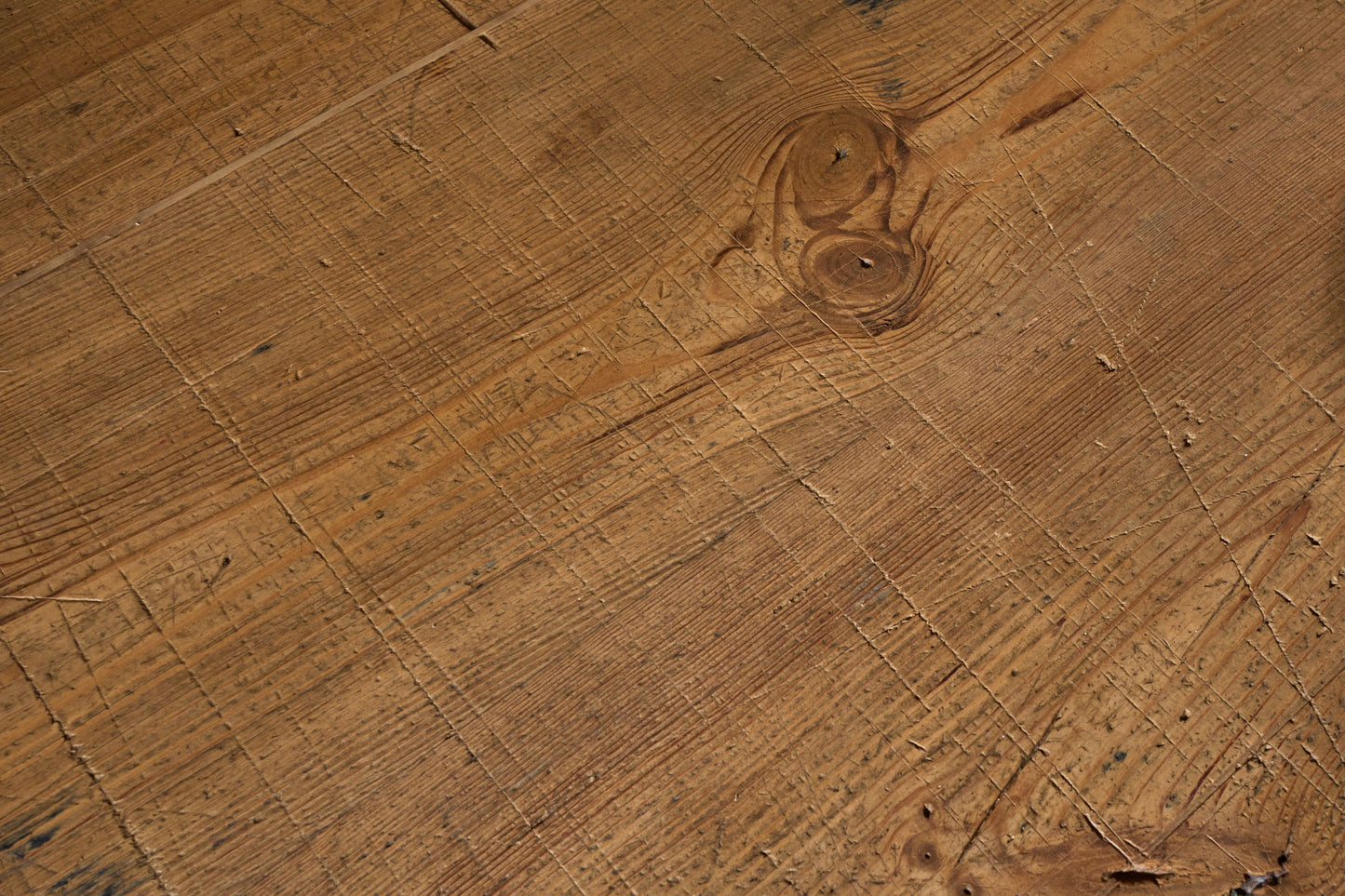 3m 19th century Pine prep table kitchen counter