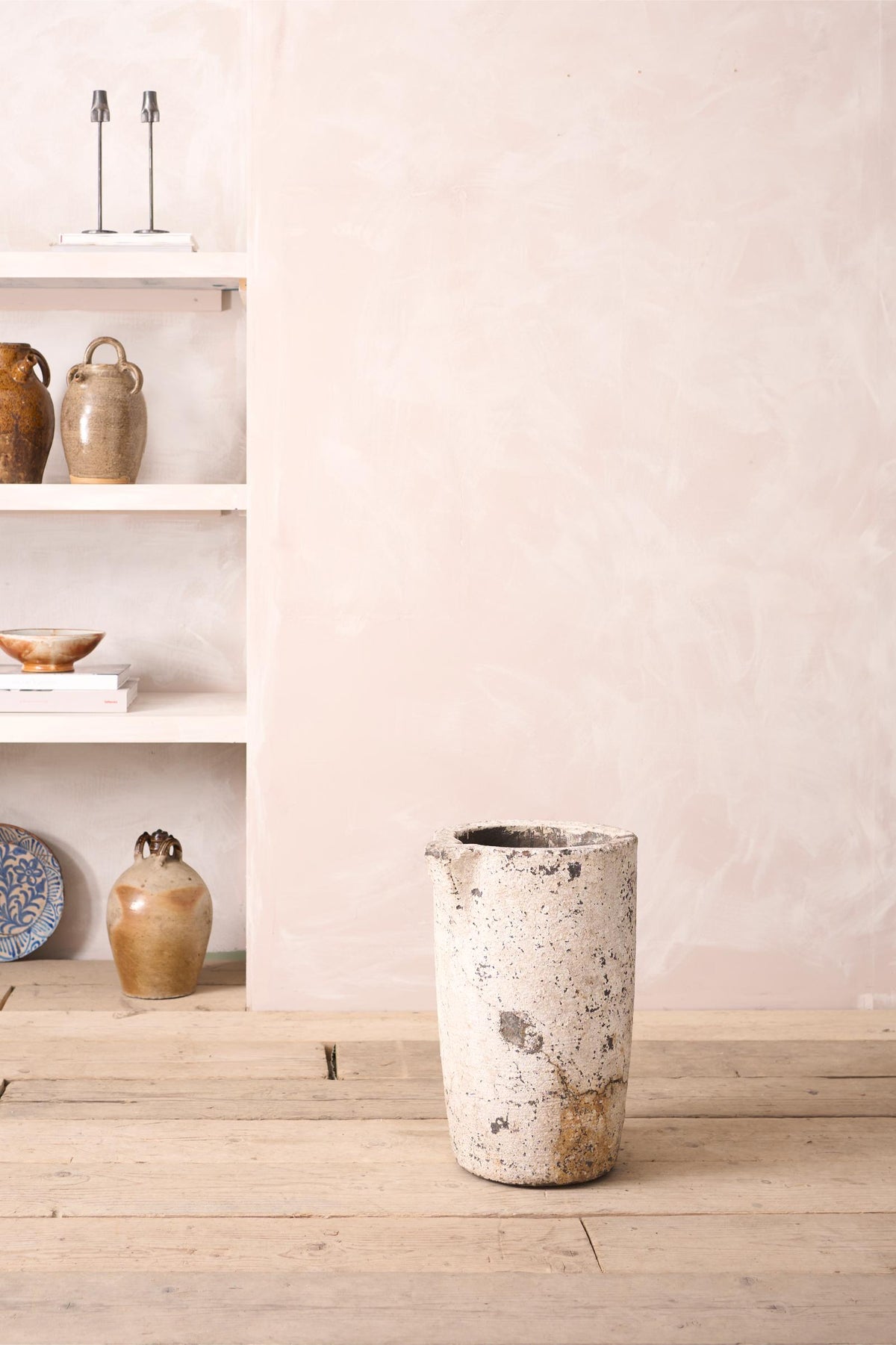 20th century large spouted smelting pot - TallBoy Interiors