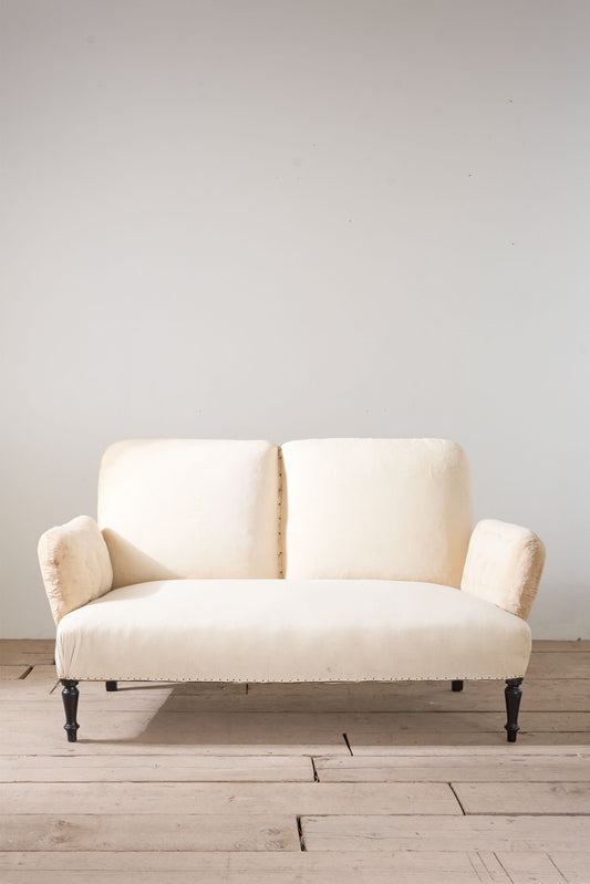 Napoleon III 2 seater Pillow armed sofa