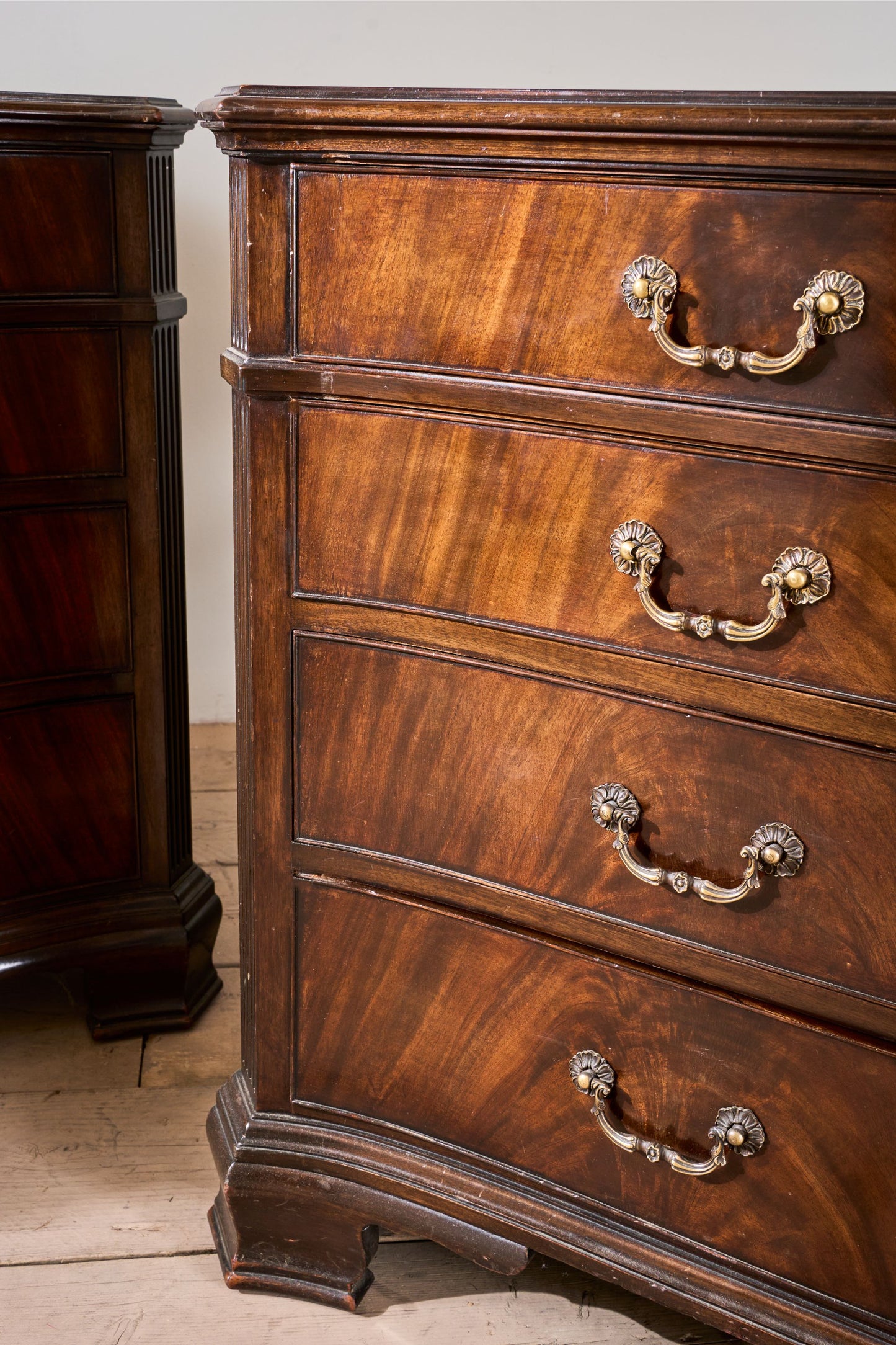 Pair of 1920's Serpentine fronted mahogany Jewellers chest of drawers