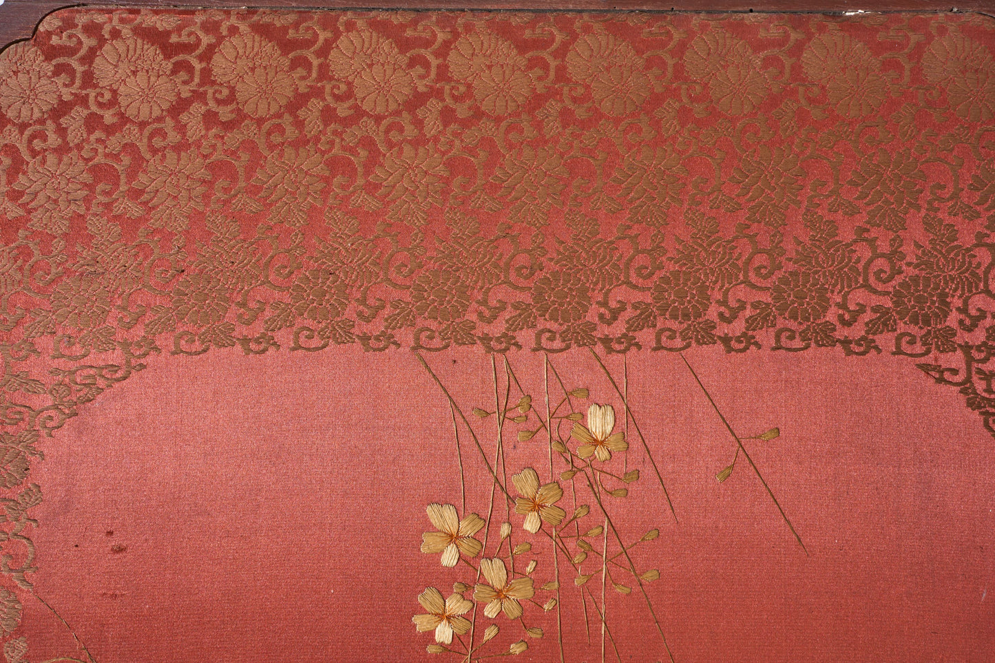 19th century Chinese silk two panel screen
