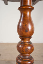 18th Century oak and elm tilt top wine table