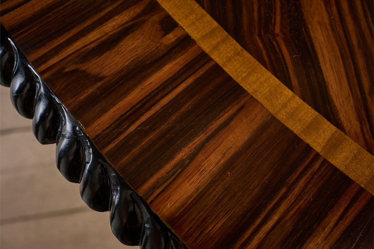 Exceptional 19th Century Anglo-Indian Coromandel centre table