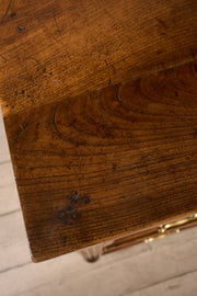 18th century Walnut and elm French chest of drawers