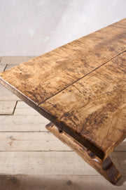 Exceptional 18th century Two plank Walnut dining table - TallBoy Interiors