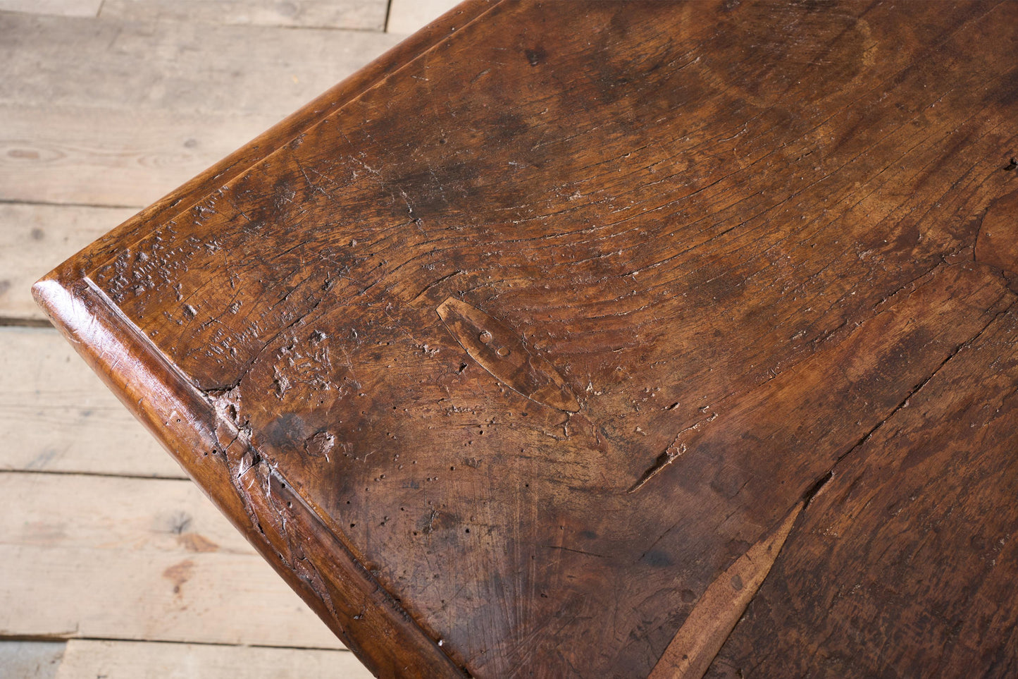 18th century Single plank walnut Italian baroque dining table