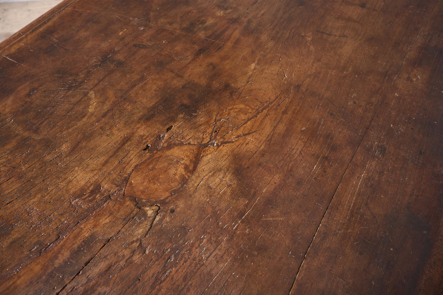 18th century Single plank walnut Italian baroque dining table