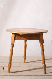 18th century Pine cricket table - TallBoy Interiors