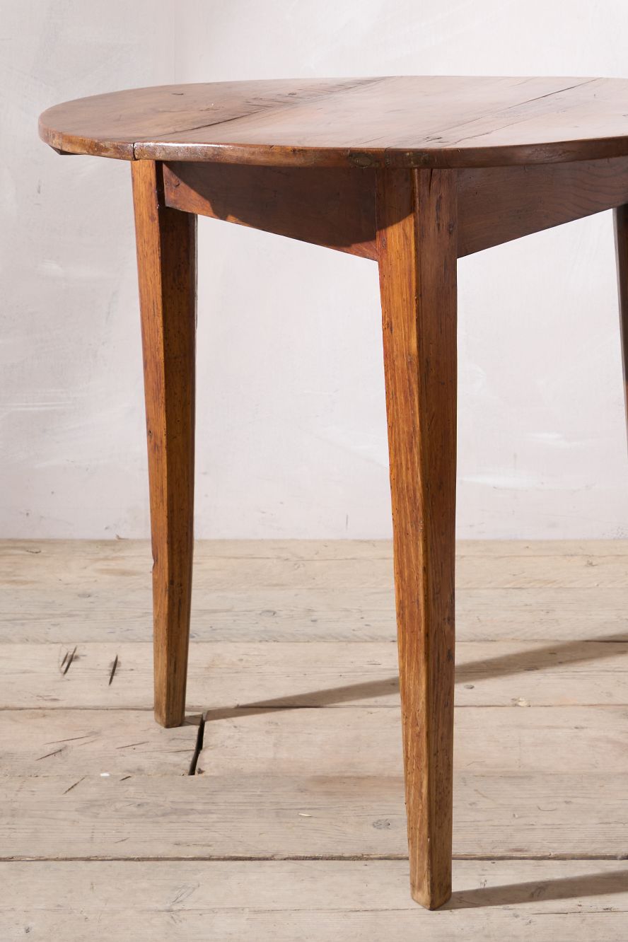 18th century Elm Cricket table - TallBoy Interiors
