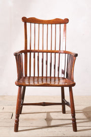 18th century Yew wood comb back Windsor chair - TallBoy Interiors