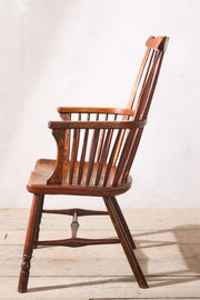 18th century Yew wood comb back Windsor chair - TallBoy Interiors