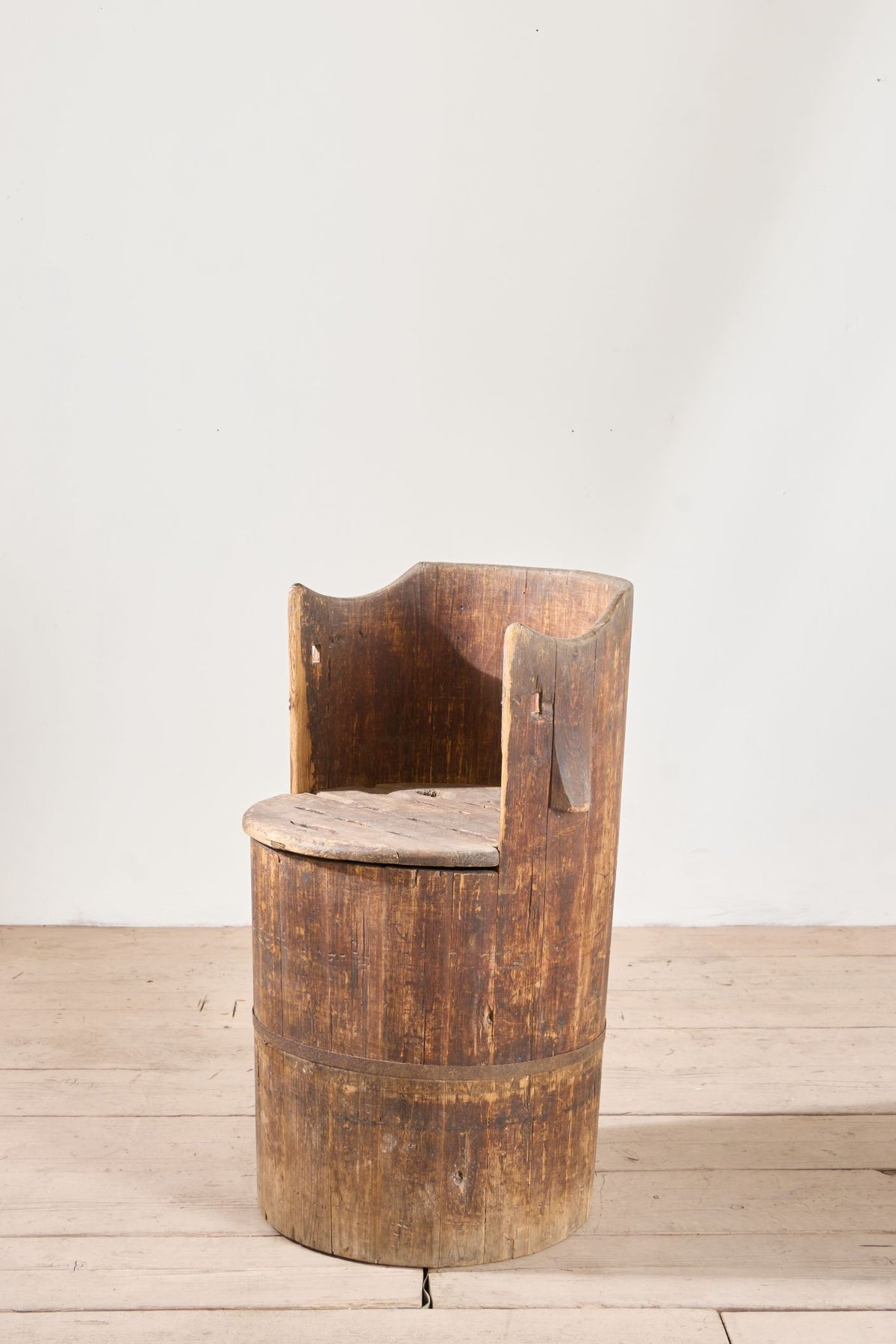 19th Century Folk art barrel chair - Brown