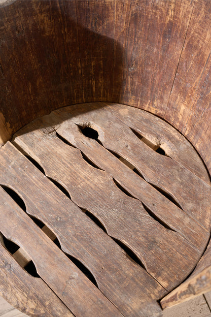 19th Century Folk art barrel chair - Brown
