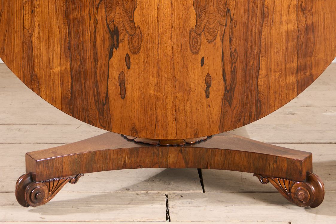 19th century William IV Rosewood tilt top centre table