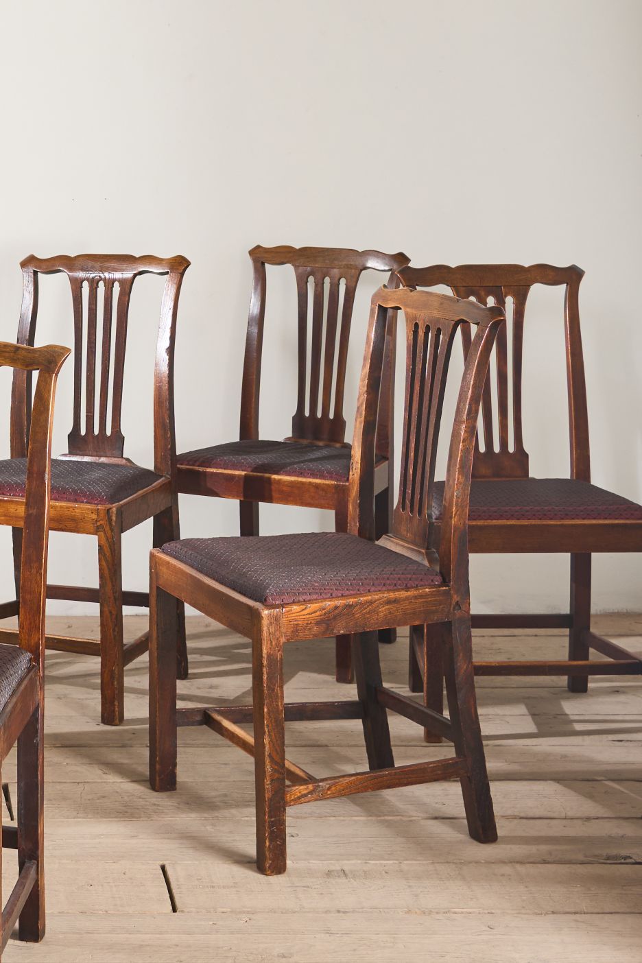 Set of 9 country dining chairs in Oak and Elm