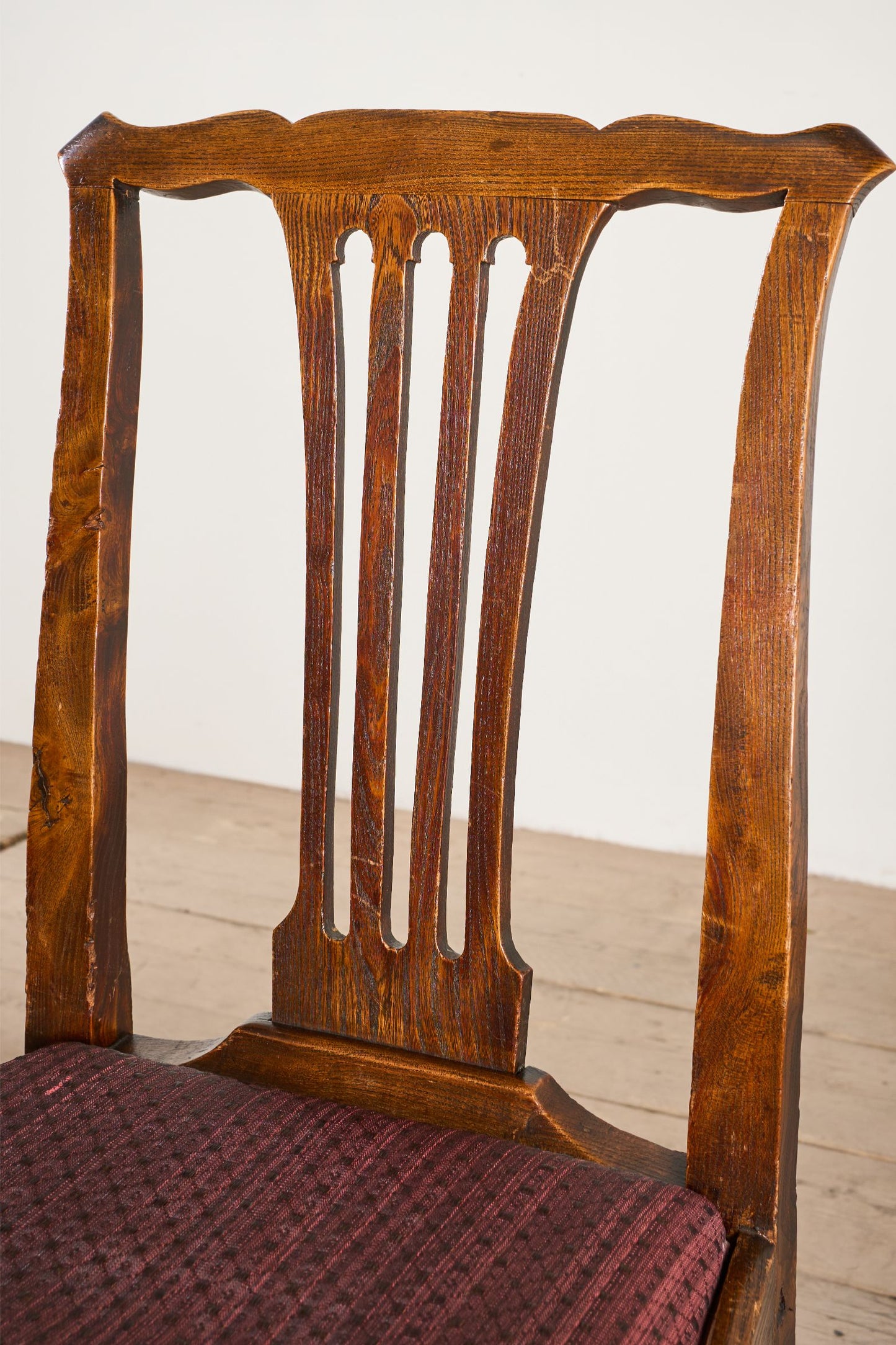 Set of 9 country dining chairs in Oak and Elm