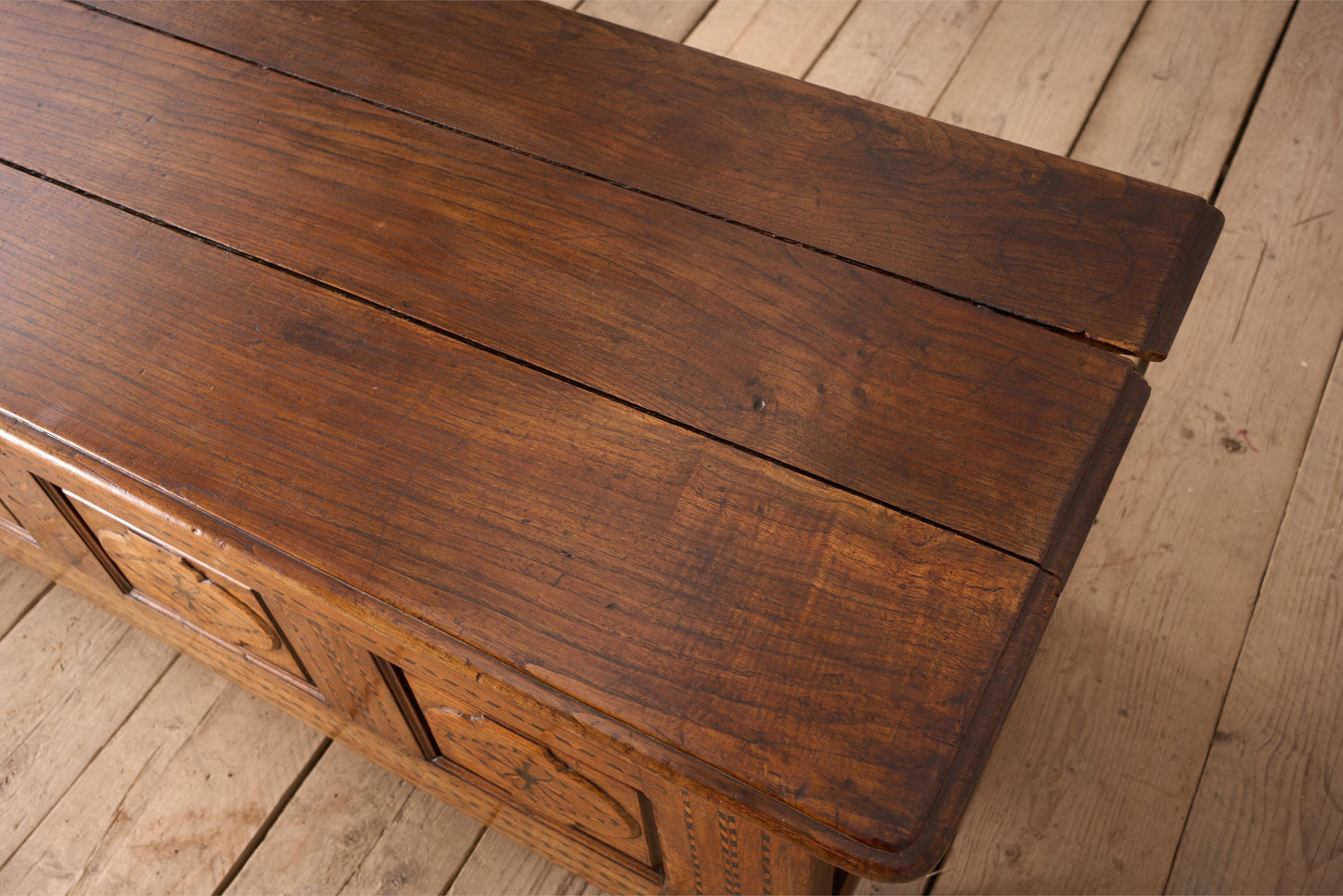 Large 18th century Marquetry coffer
