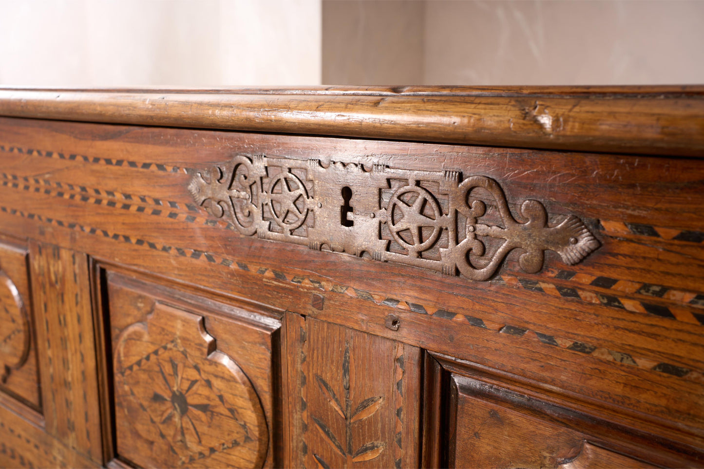 Large 18th century Marquetry coffer