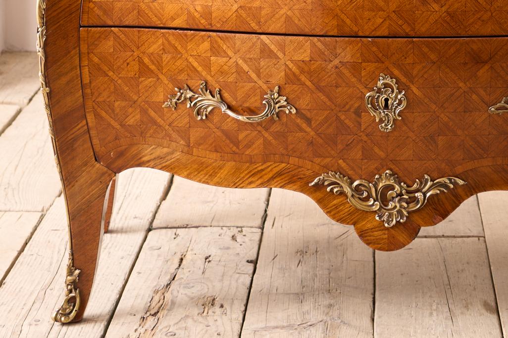 19th century Red marble and Kingwood chest of drawers
