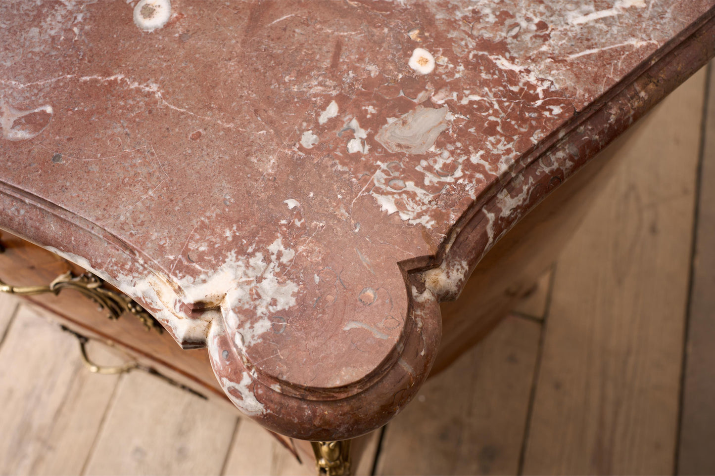19th century Red marble and Kingwood chest of drawers