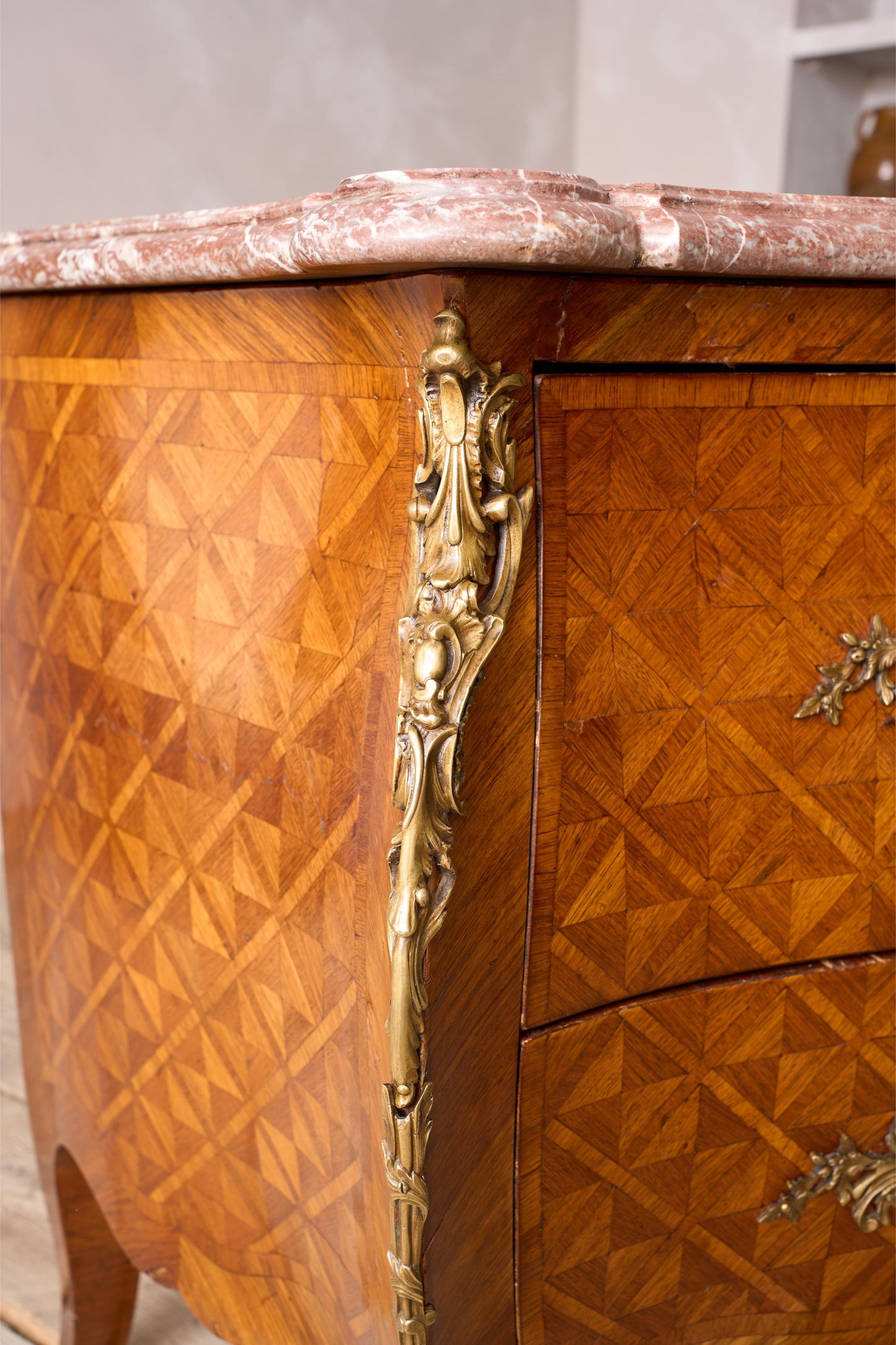 19th century Red marble and Kingwood chest of drawers