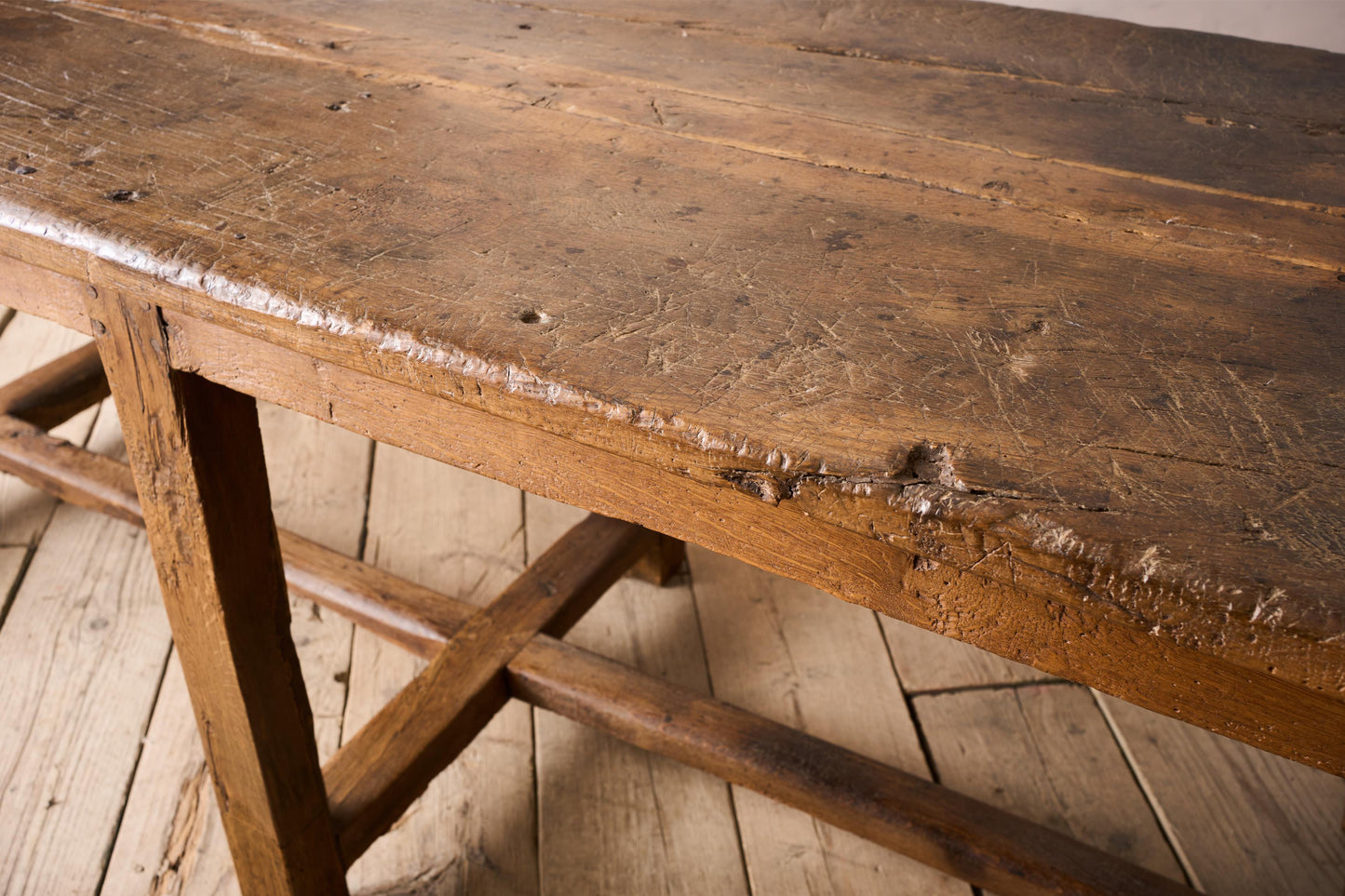 17th century Italian 6 legged console table