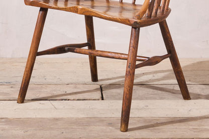 18th century Folk art Windsor armchair
